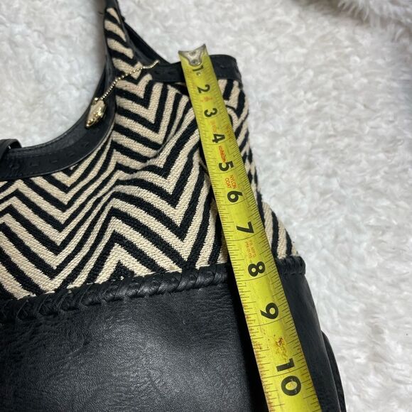 Big Buddha Boho Black &beige zigzag fabric black faux leather trim stitch accent - Picture 6 of 11